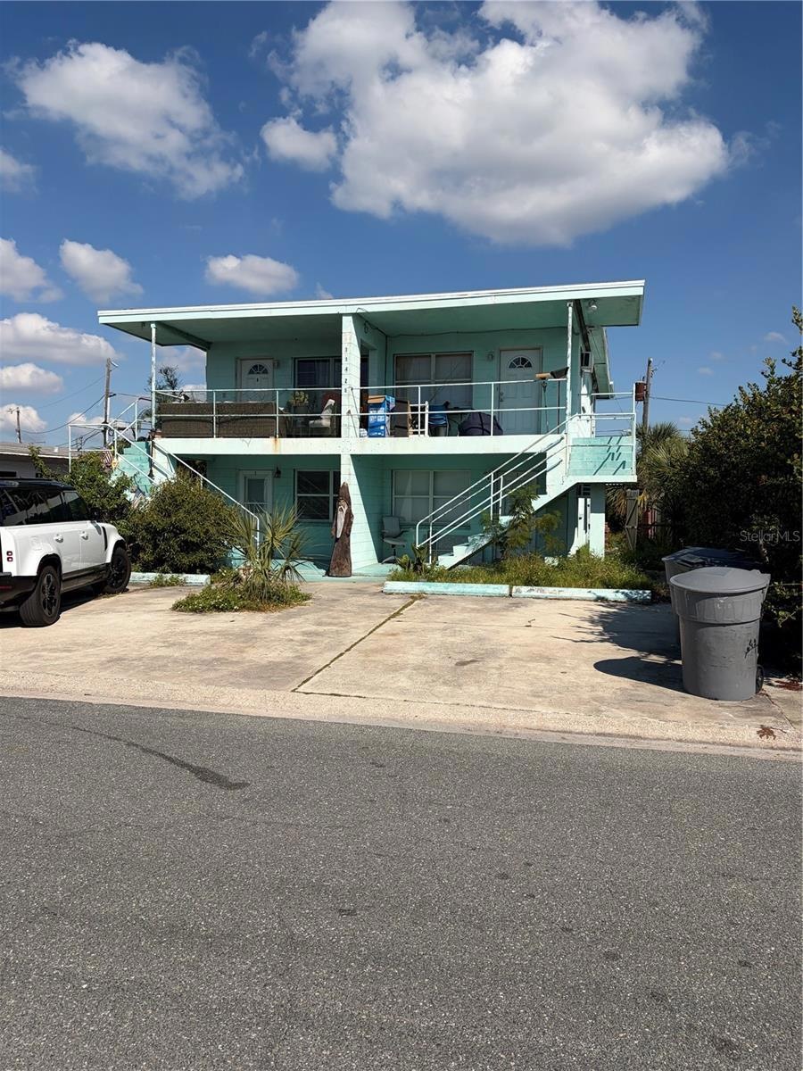 11425 1st St E unit 1, Treasure Island, FL 33706 - photo 1