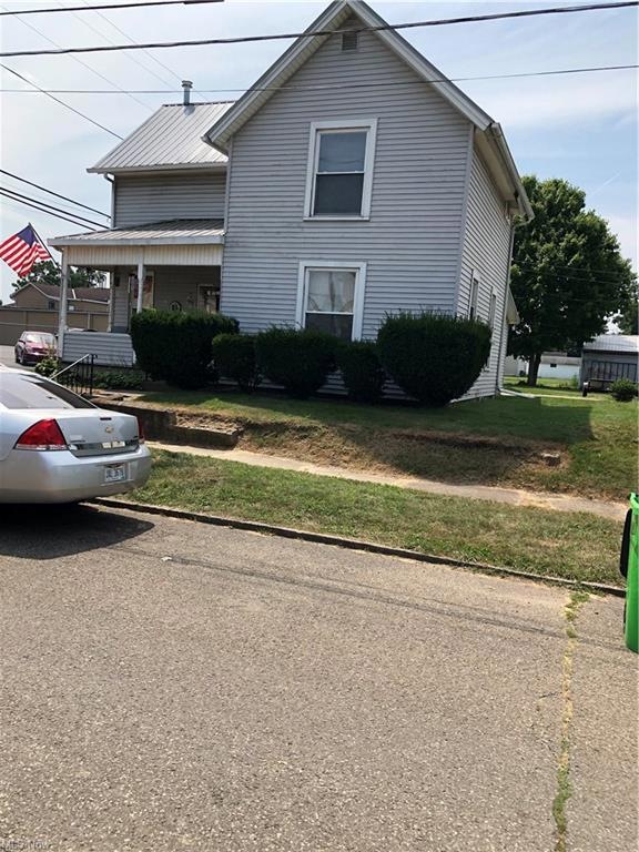 617 Pine St, Coshocton, OH 43812 - photo 1