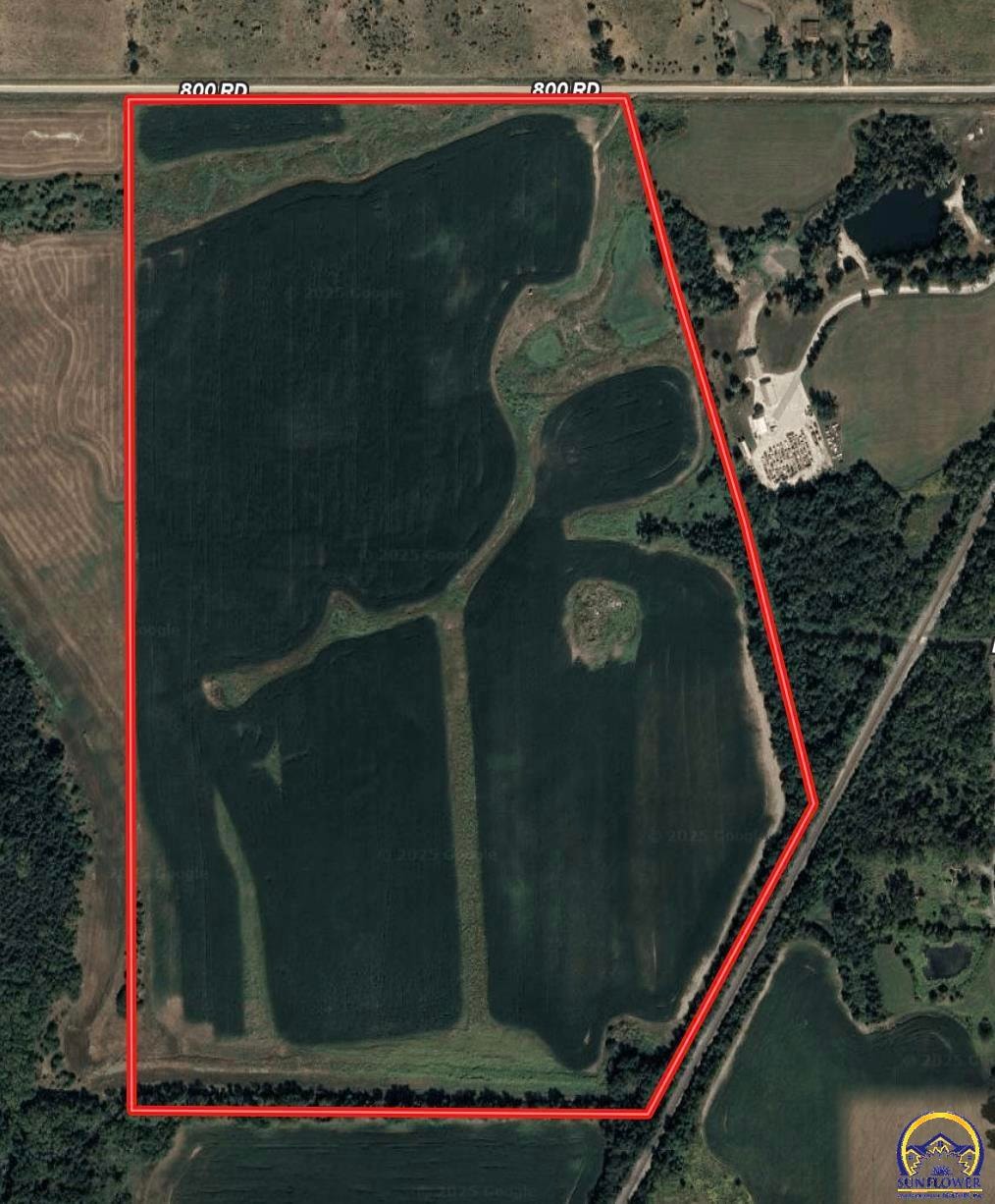 000 SE 800 Rd, Kincaid, KS 66039 - photo 1