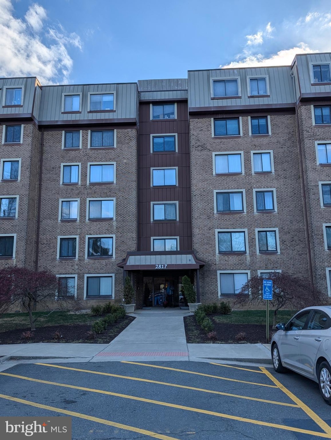 Treebrooke unit 404, Oakton, VA 22124 - photo 1