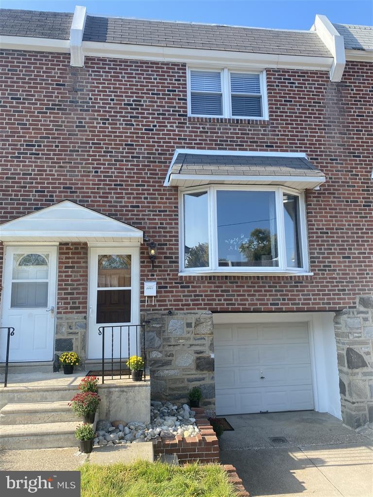 2866 Tremont St, Philadelphia, PA 19136 - photo 1