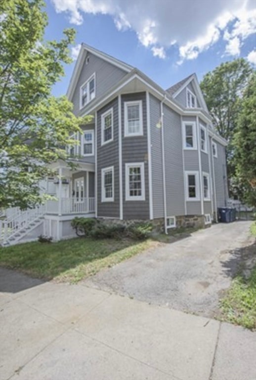 For Sale $525,000 • Co-Listing Agent