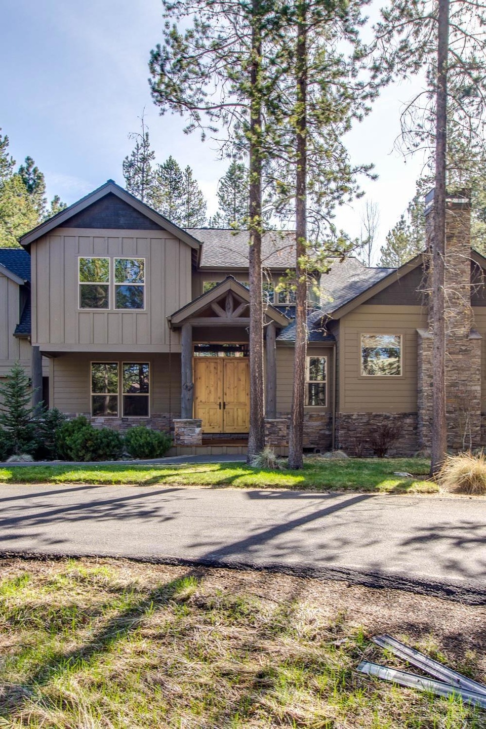 57654 Golden Eagle Ln, Sunriver, OR 97707 - photo 1