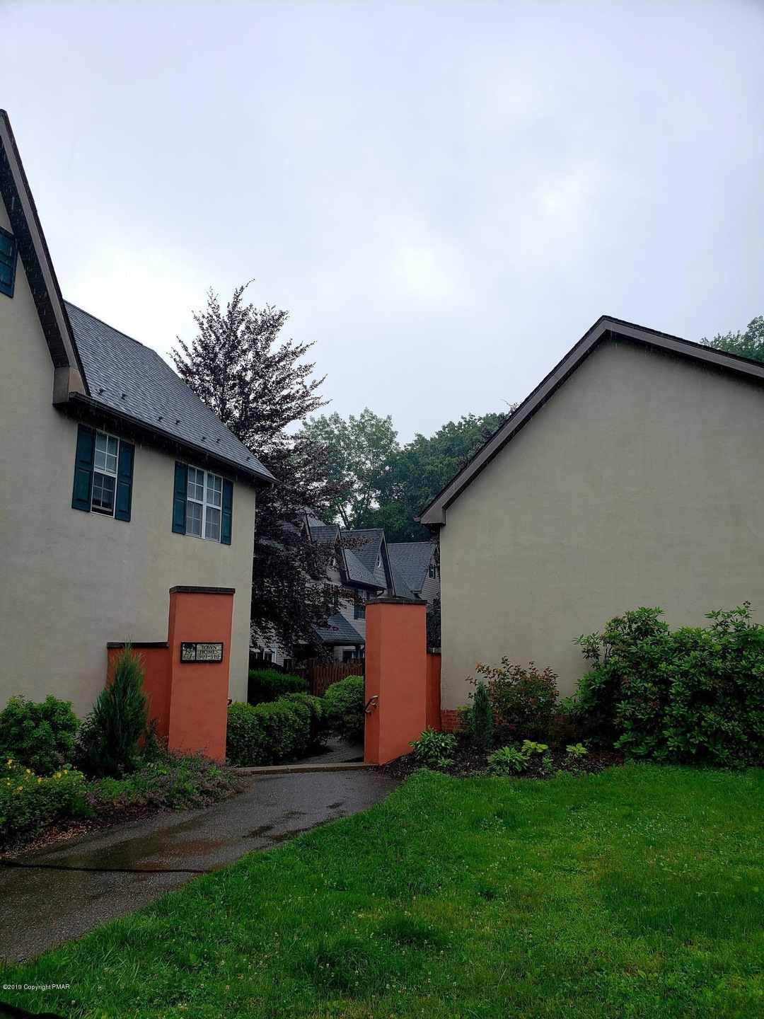 505 Walnut Grove Rd, East Stroudsburg, PA 18301 - photo 1