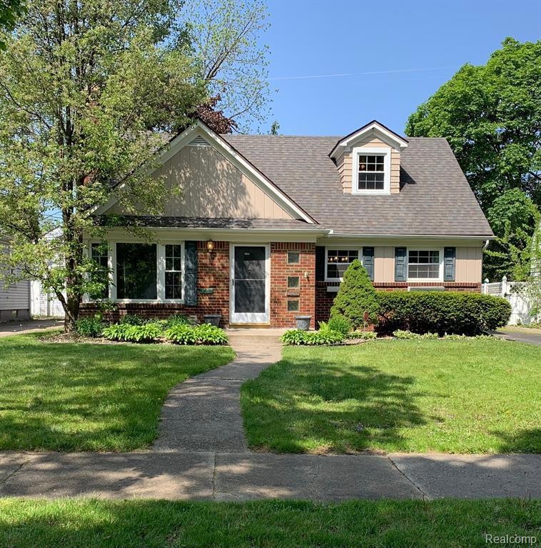 720 Kensington Ave, Flint, MI 48503 - photo 1