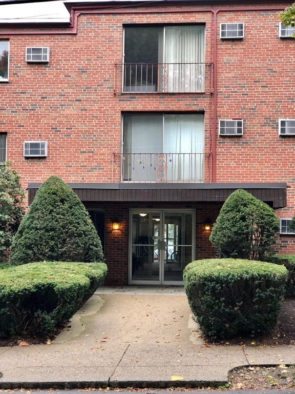 33 Paul St unit 27, Newton Center, MA 02459 - photo 1