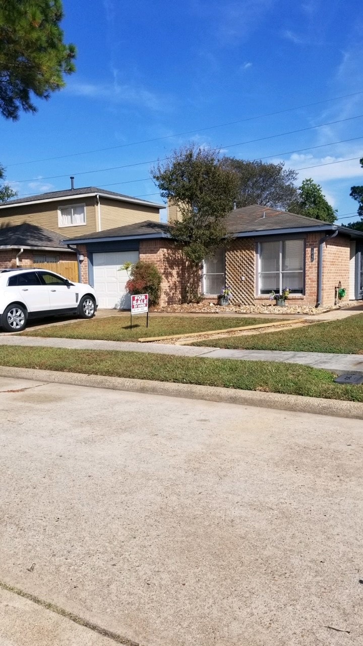 7846 Winehill Ln, Houston, TX 77040 - photo 1