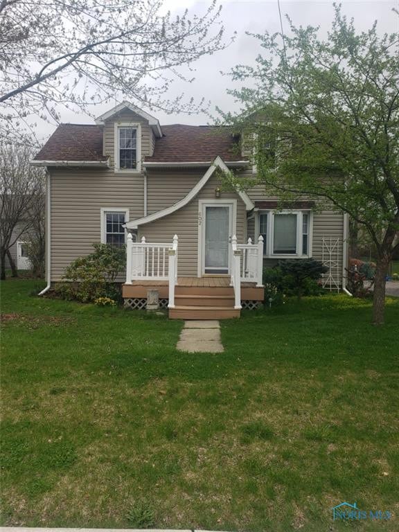 602 Pleasant St, Archbold, OH 43502 - photo 1