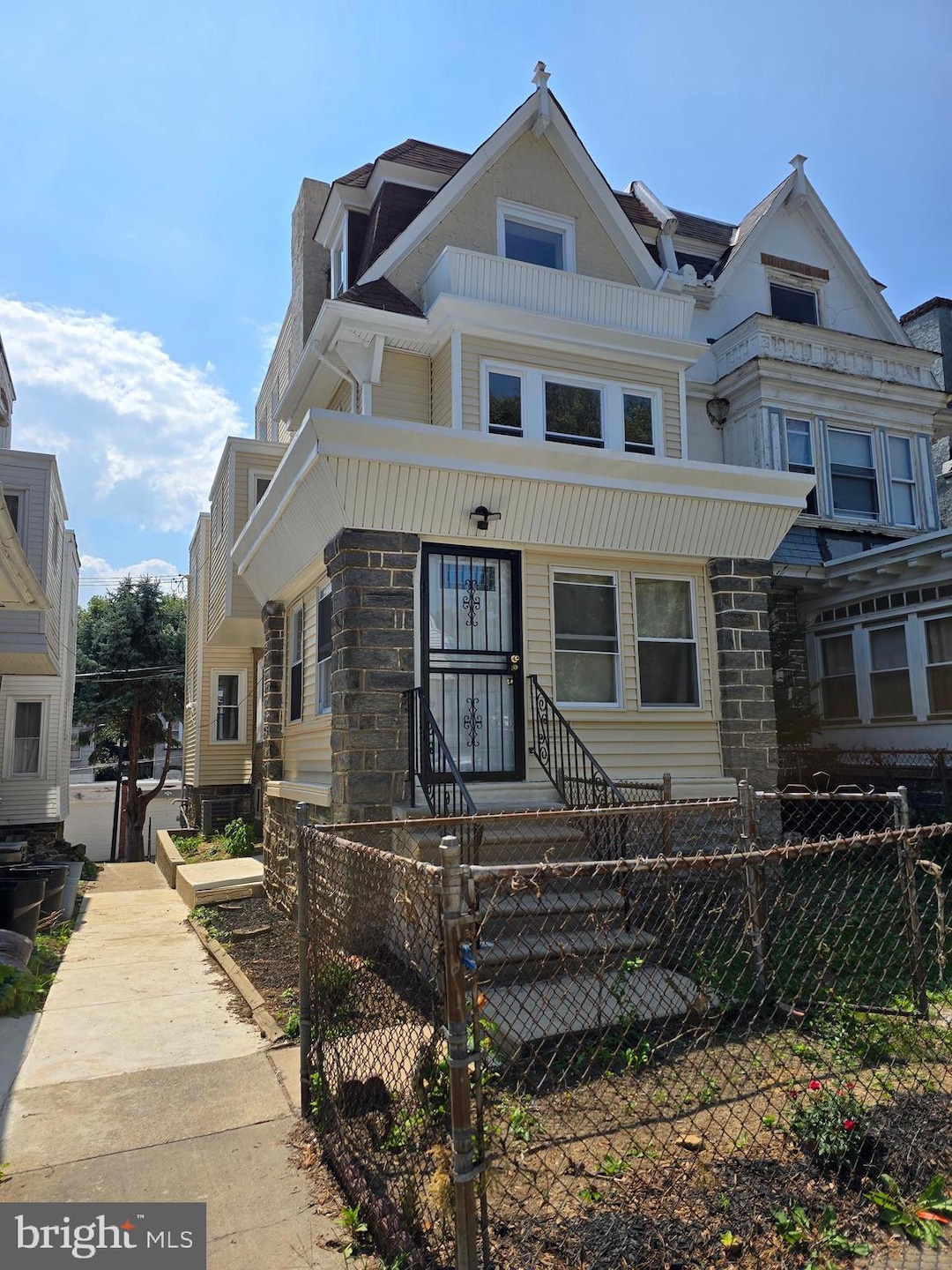 Sold $369,900 • Co-Listing Agent