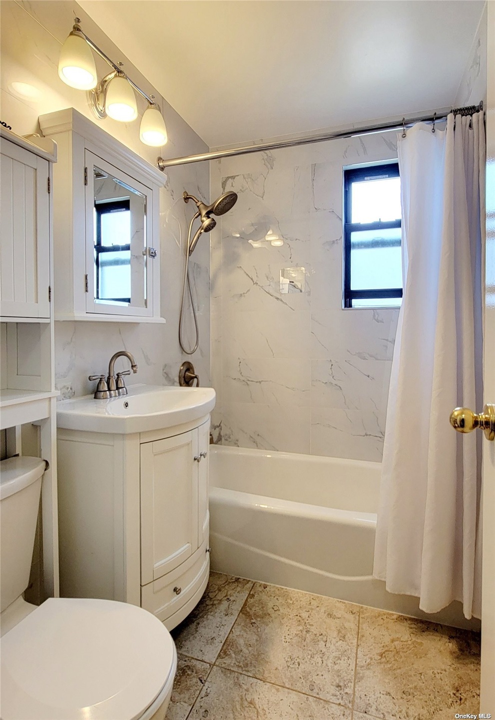 136-21 Jewel Ave unit A, Flushing, NY 11367 - photo 1