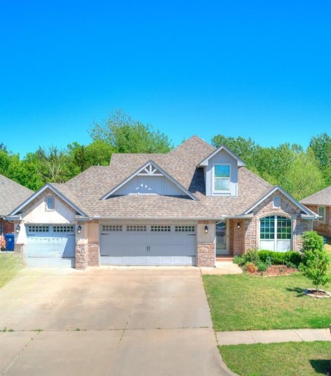 For Sale $395,000 • Co-Listing Agent