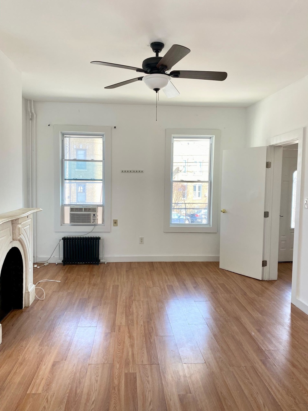 30-80 42nd St unit 2A, Astoria, NY 11103 - photo 1