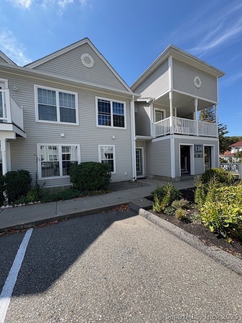 136 Meridian St unit 102, Groton, CT 06340 - photo 1