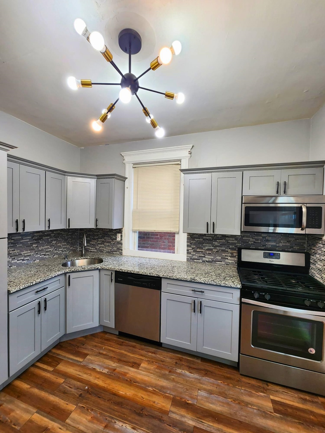 335 Princeton Ave unit 2, Jersey City, NJ 07305 - photo 1