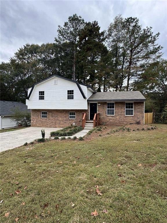 6929 Apache Ln, Riverdale, GA 30274 - photo 1