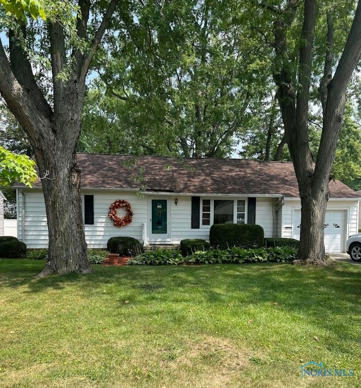 1707 Washington Ave, Findlay, OH 45840 - photo 1
