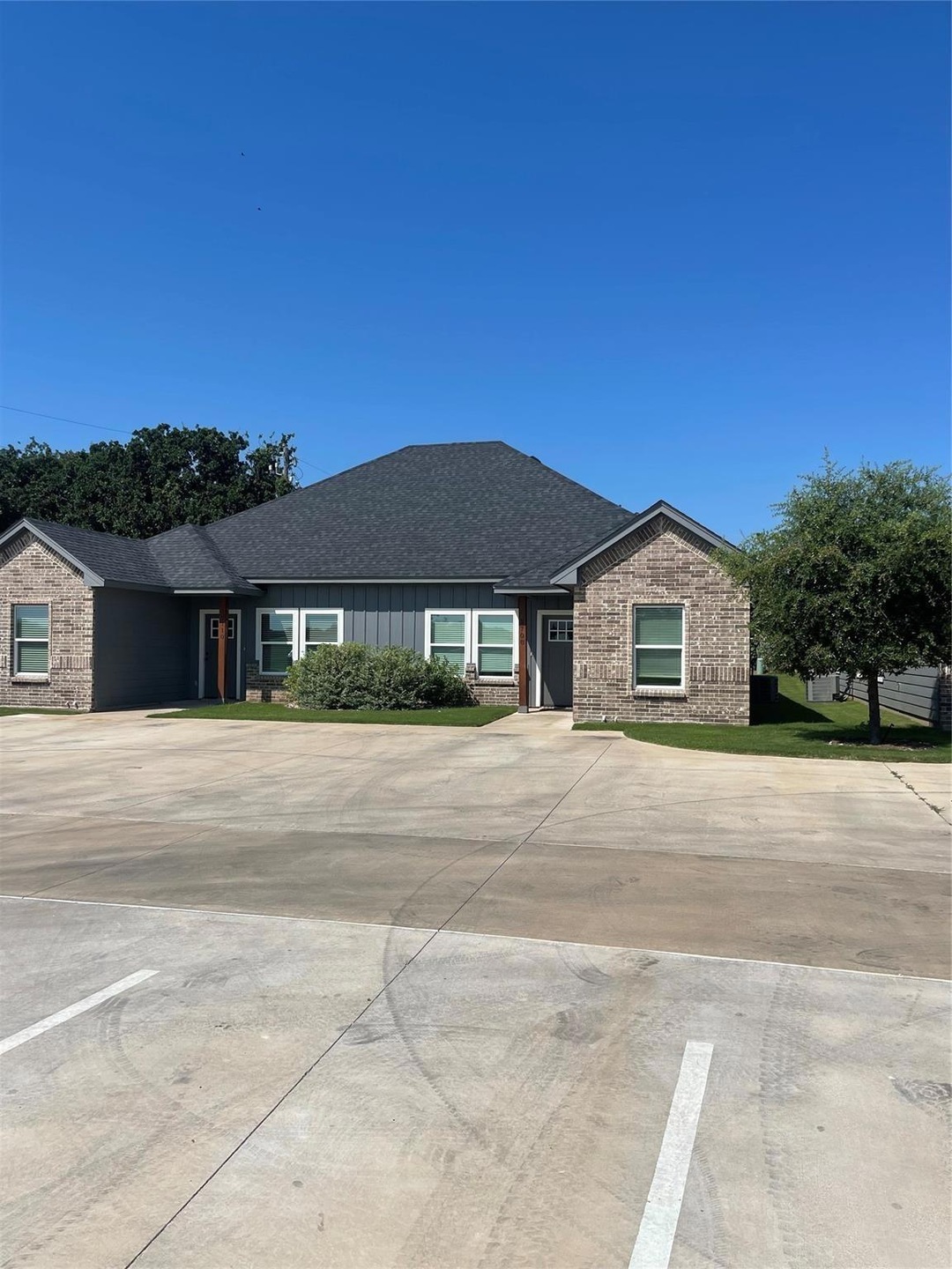 2702 James Rd, Granbury, TX 76049 - photo 1