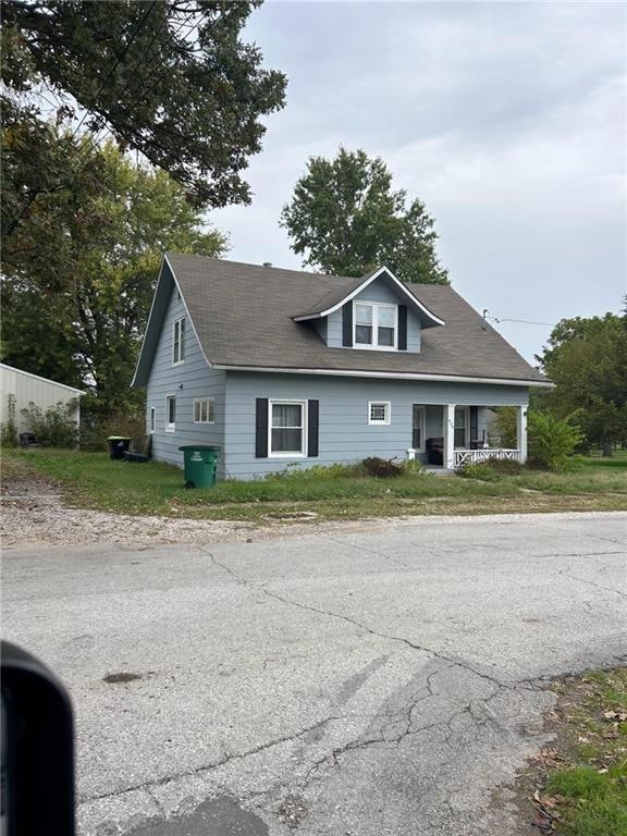 408 W 5th St, Braymer, MO 64624 - photo 1