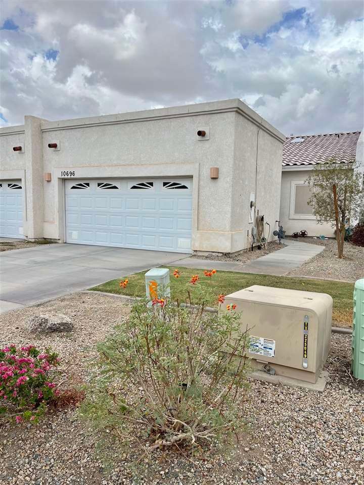 10696 E 35th Place unit II, Yuma, AZ 85365 - photo 1