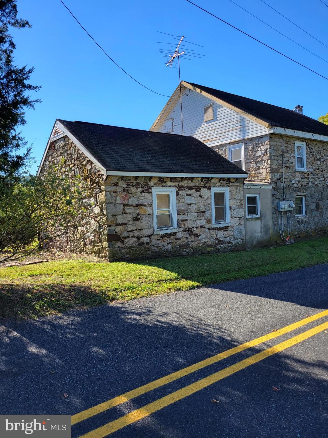 2095 Hosensack Rd unit C, Palm, PA 18070 - photo 1