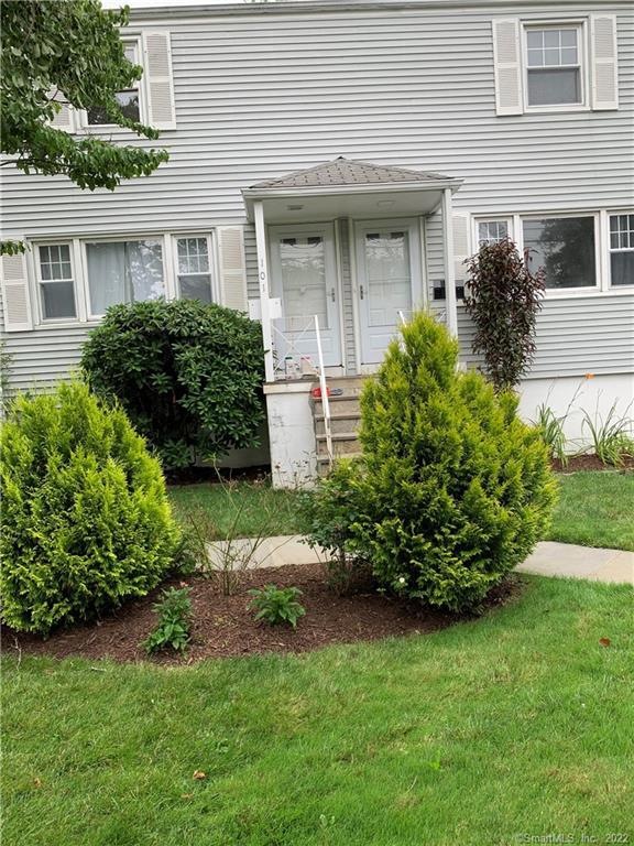 101 Bouton St unit A (right side), Norwalk, CT 06854 - photo 1