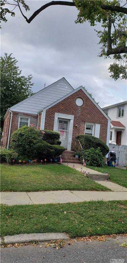53-16 192nd St, Flushing, NY 11365 - photo 1