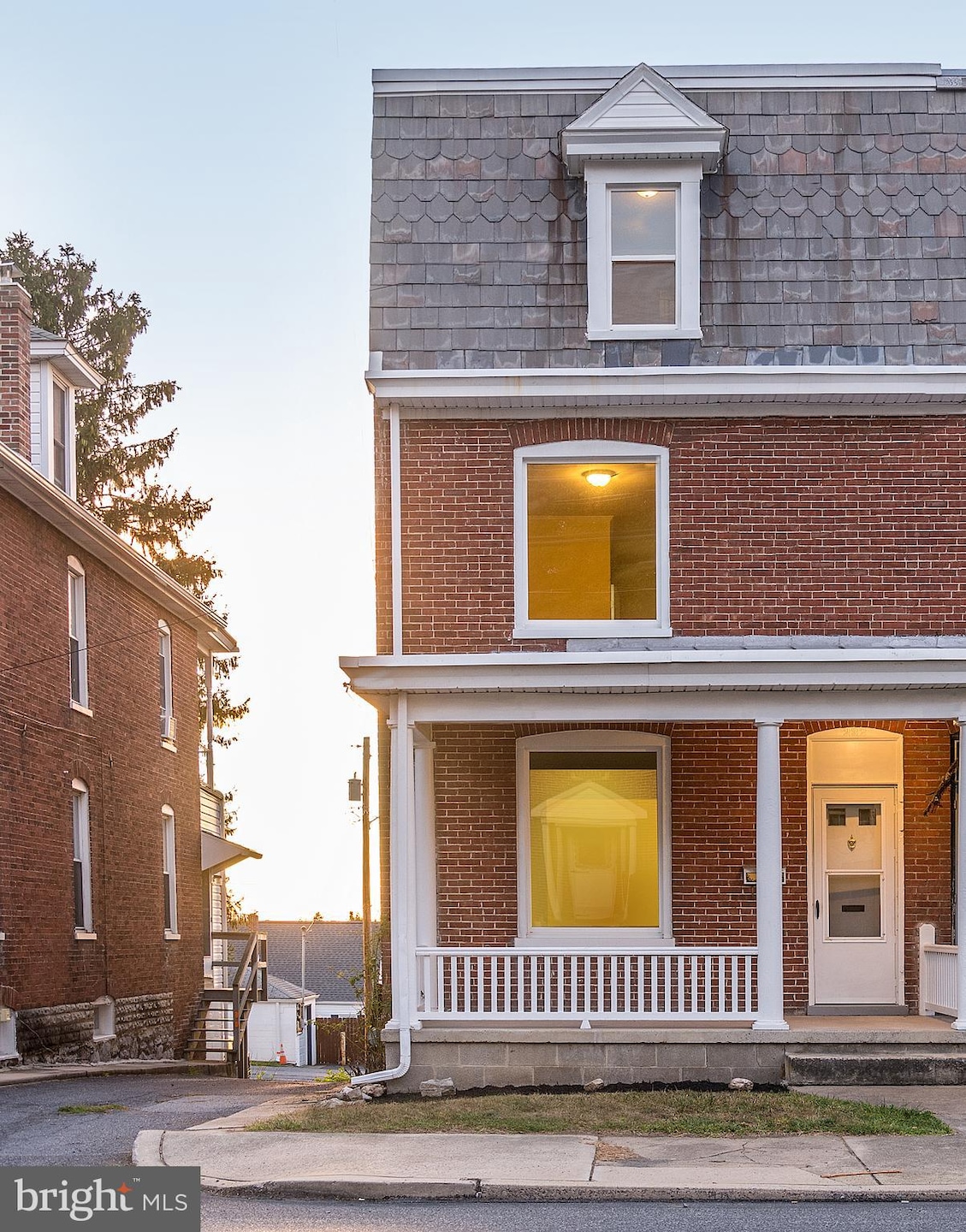 232 N Grant St, Waynesboro, PA 17268 - photo 1