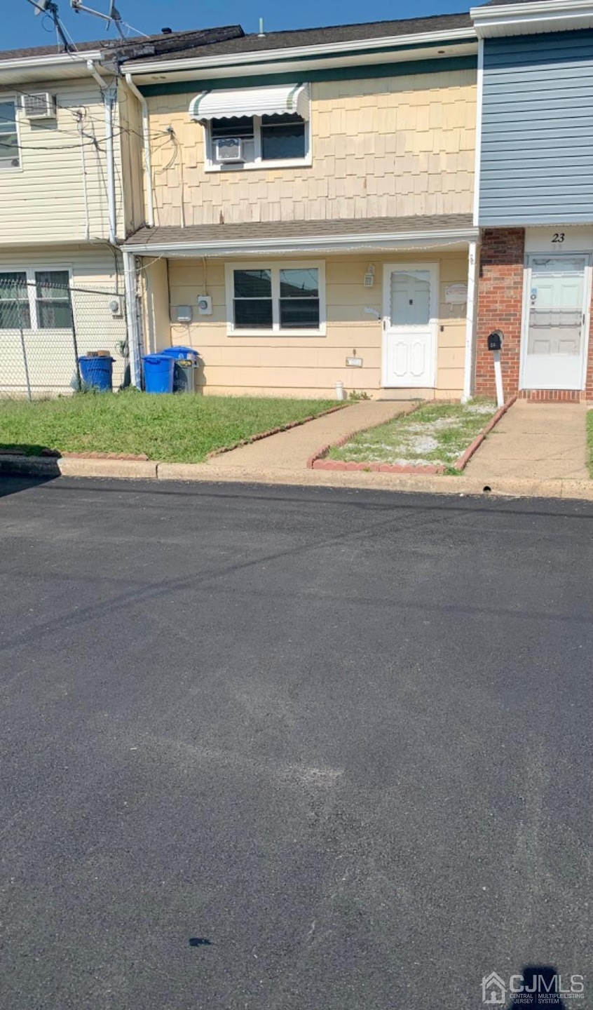 21 Mercer St, Carteret, NJ 07008 - photo 1