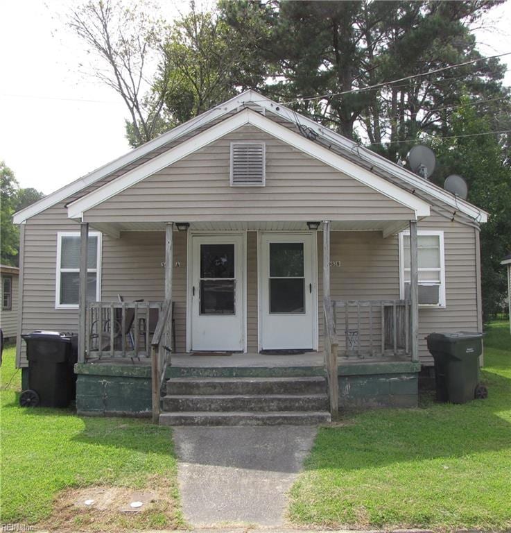 308 Hogart St, Franklin, VA 23851 - photo 1