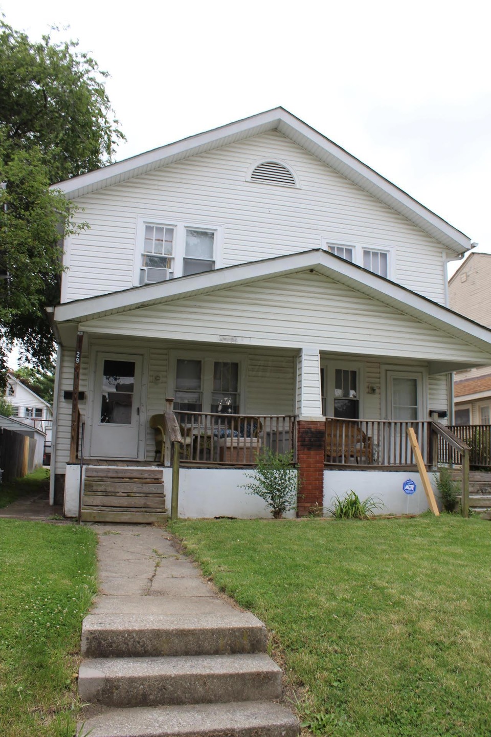 299 - 301 N Ogden