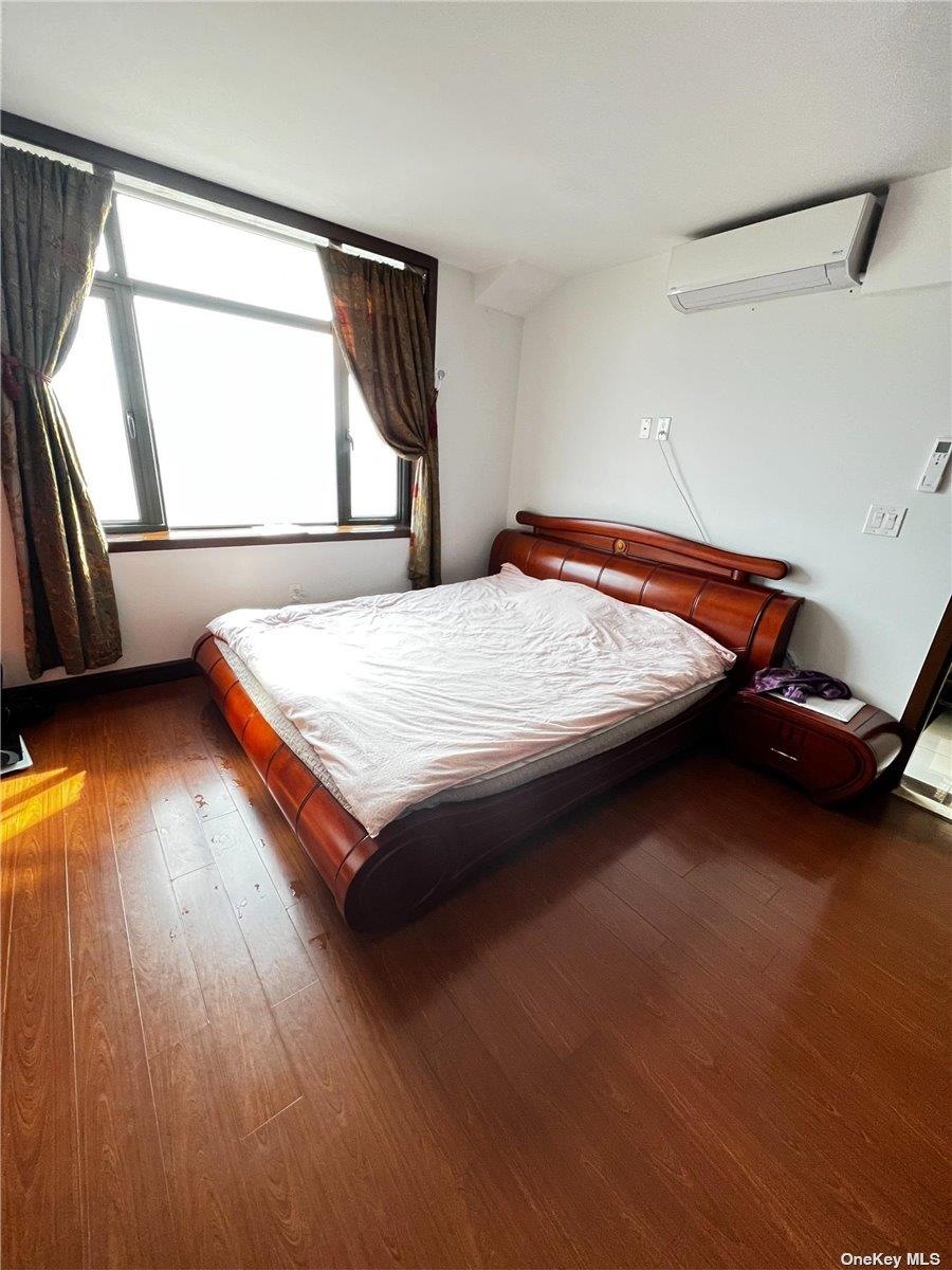 Sold $660,000 • Co-Listing Agent