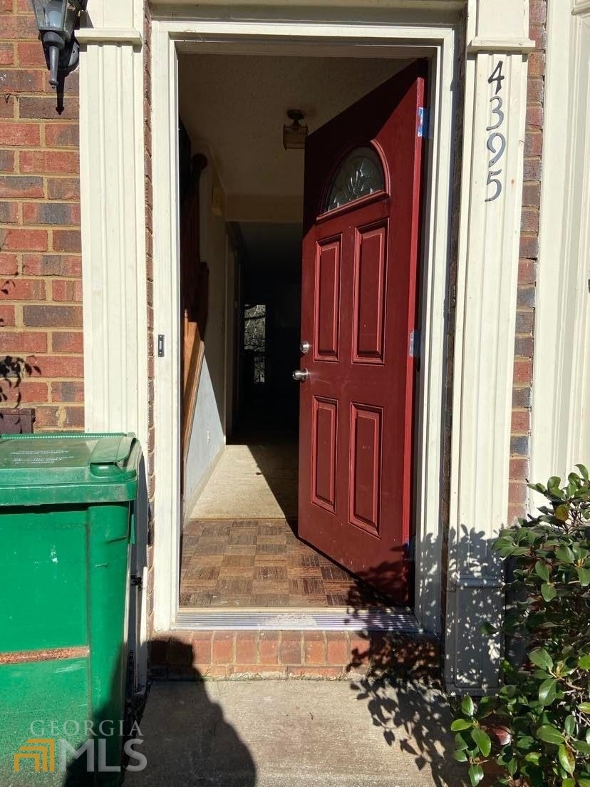 4395 Village Square Ln, Stone Mountain, GA 30083 - photo 1