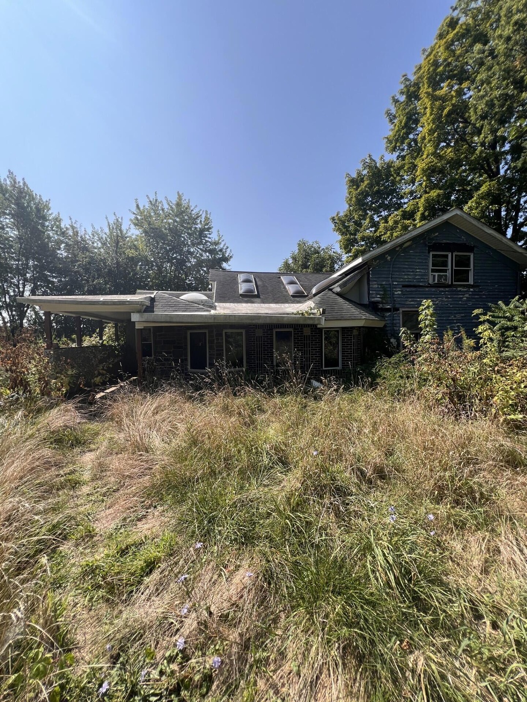 9325 N 850 E, New Carlisle, IN 46552 - photo 1