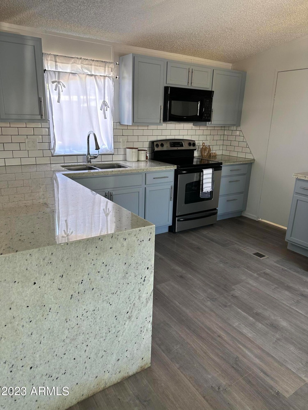 5601 W Missouri Ave unit 109, Glen Dale, AZ 85301 - photo 1