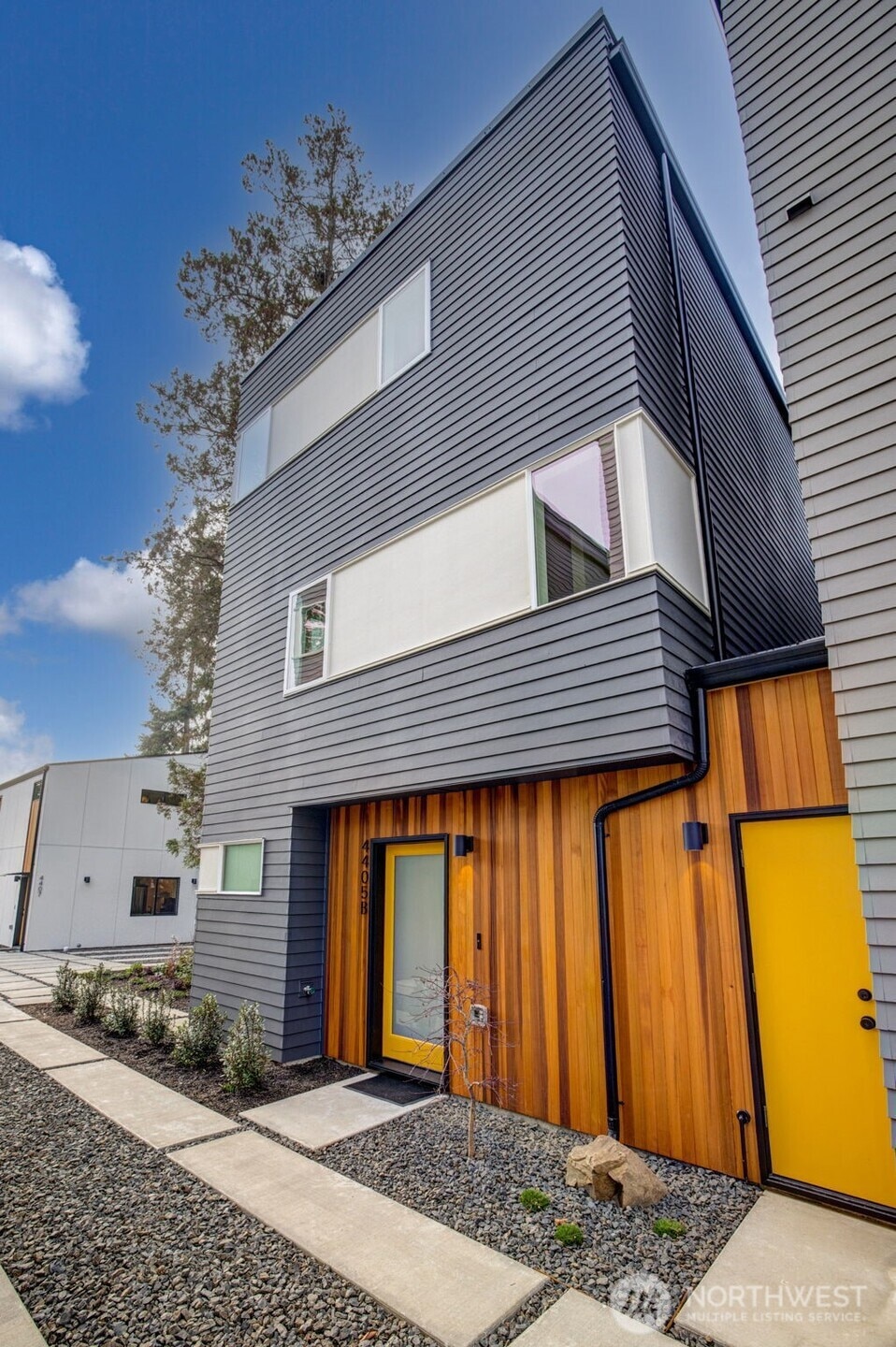 4405 B S Holly St, Seattle, WA 98118 - photo 1