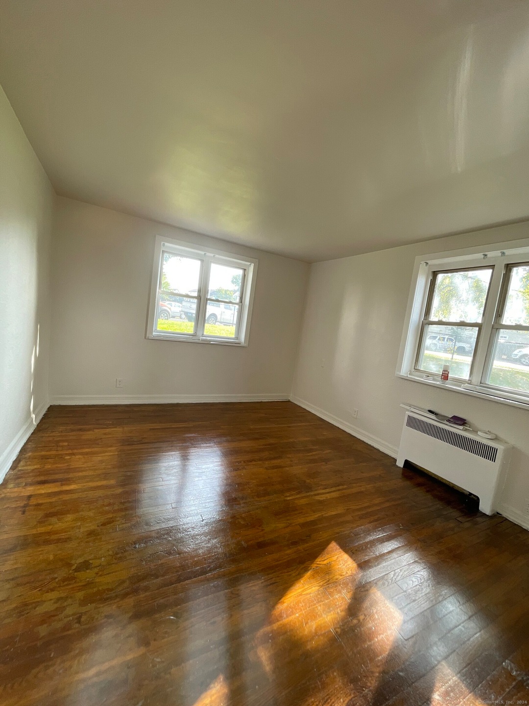 305 Parrott Ave unit 1A, Bridge Port, CT 06606 - photo 1