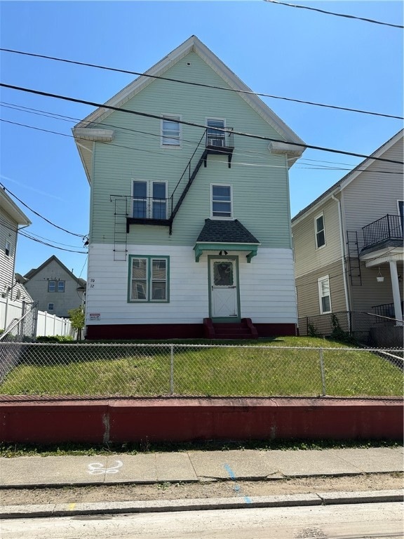 72 Baldwin St, Pawtucket, RI 02860 - photo 1