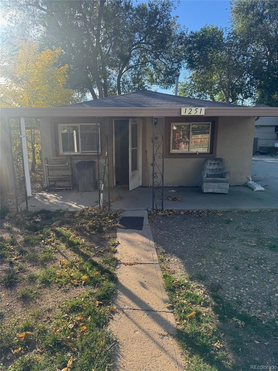 Under Contract $295,000