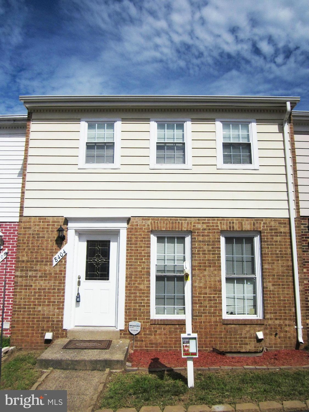 8404 Piney Point Ct, Manassas, VA 20110 - photo 1