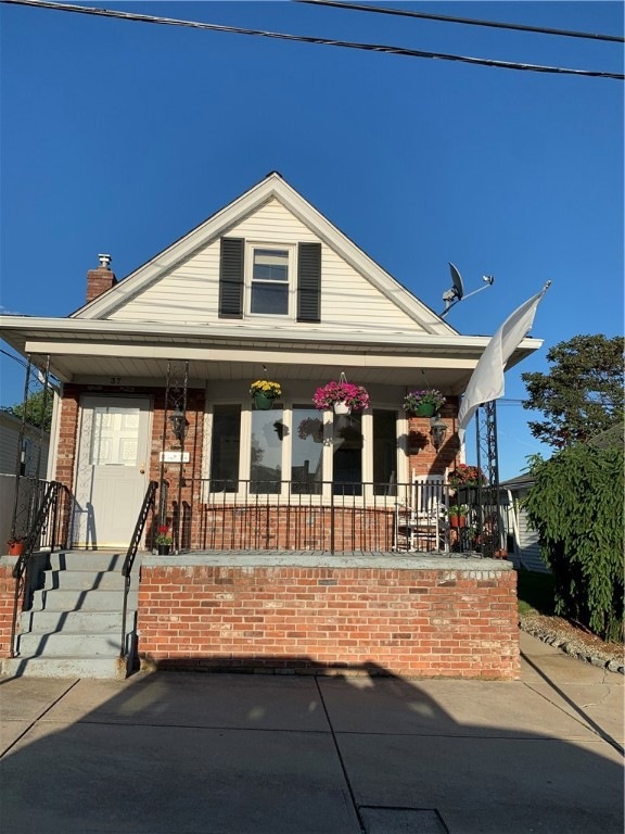 37 Stella St, Providence, RI 02909 - photo 1