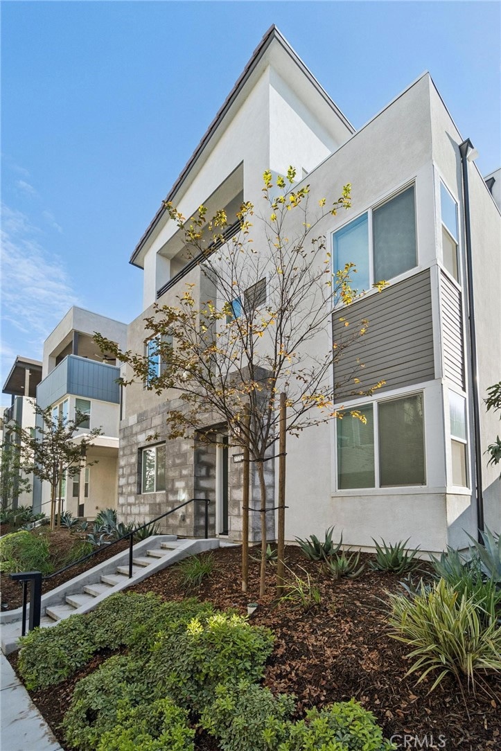 27237 W Bush Mallow Ct, Valencia, CA 91355 - photo 1