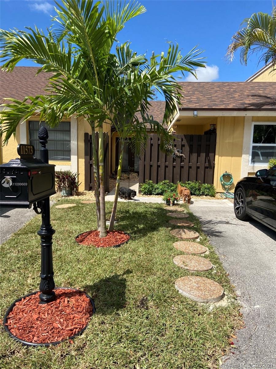 11573 Orange Blossom Ln, Boca Raton, FL 33428 - photo 1