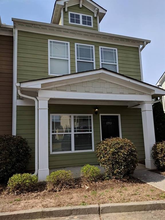 Charm & Elegance Abound In This Craftsman Style To