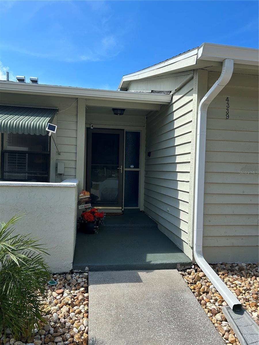 4339 Tiburon Dr unit 15, New Port Richey, FL 34655 - photo 1