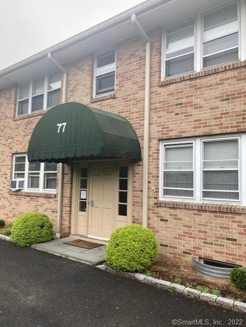 77 Winfield St unit 5, Norwalk, CT 06855 - photo 1