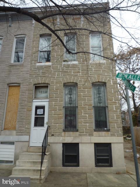1628 E Lanvale St, Baltimore, MD 21213 - photo 1