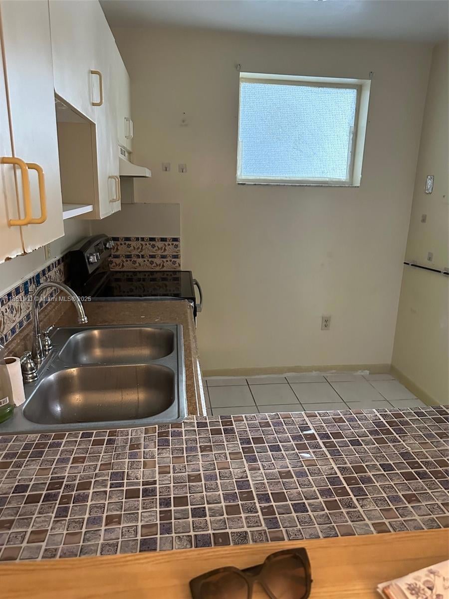 For Rent $1,700/month