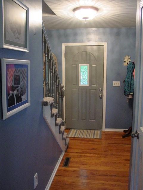 8022 Lakeview Ave, Lenexa, KS 66219 - photo 1