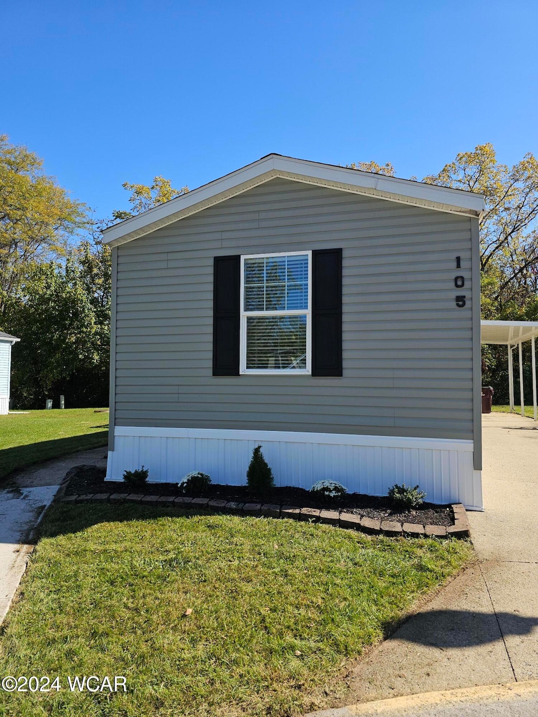105 exterior