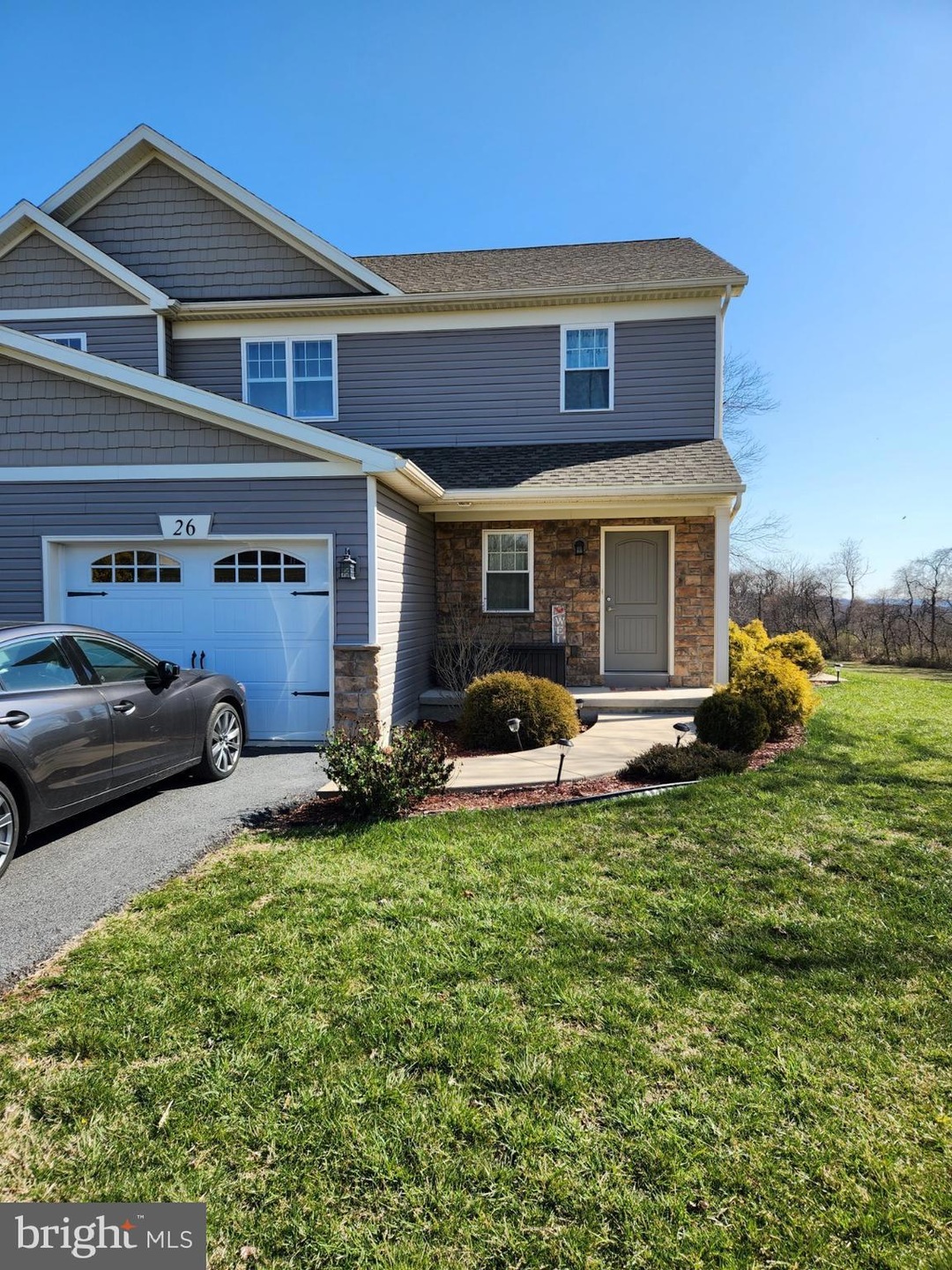 26 Heffner Ln, Temple, PA 19560 - photo 1